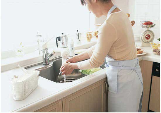 胸のピクッは分からない位