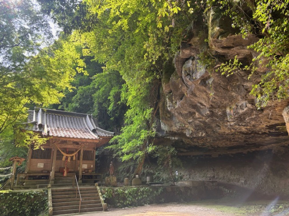 股関節周辺の痛みと太ももに感じる張り