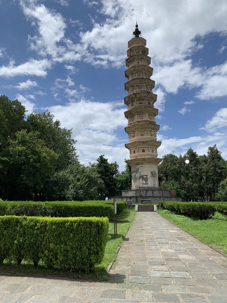 崇聖寺三塔